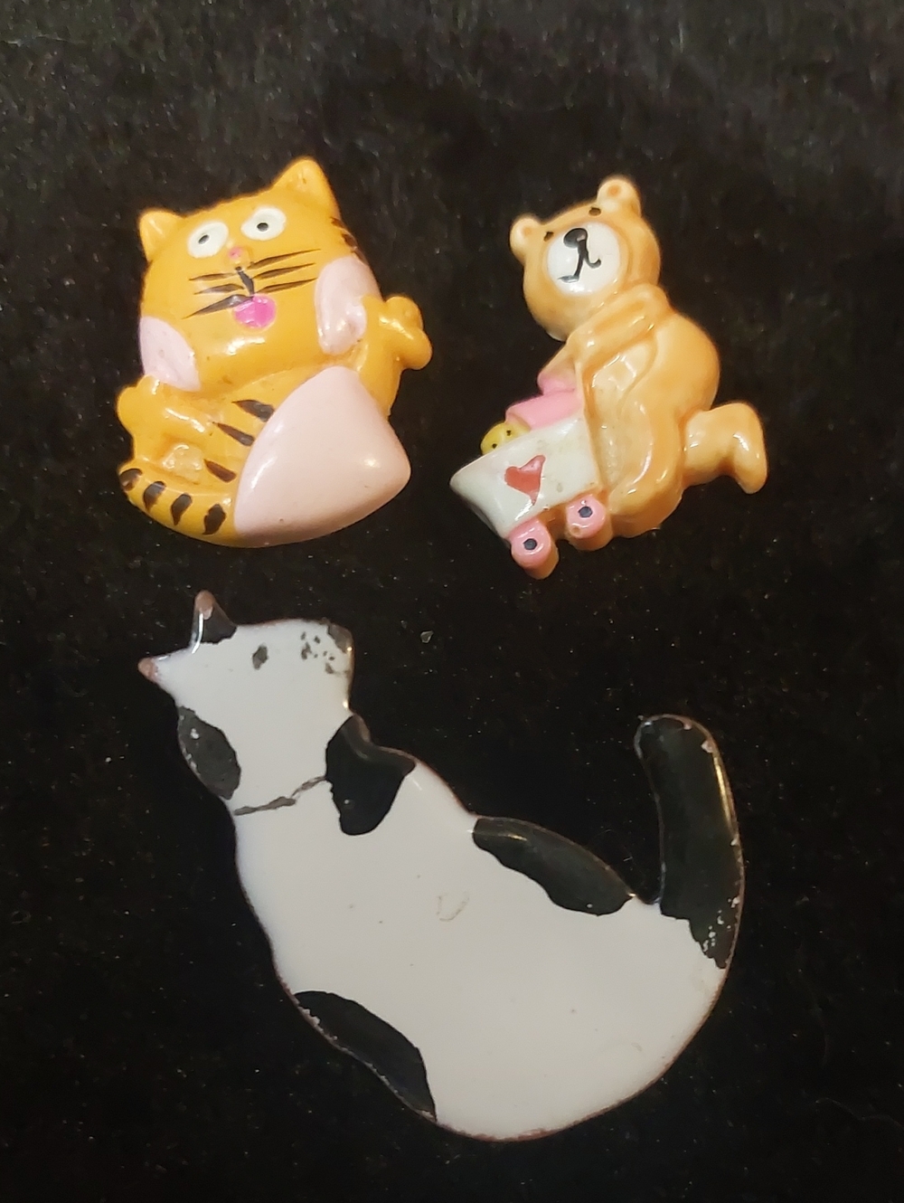 💚3/$25 Vintage Cute Cat and Teddy Bear Brooch Pins Lot - 3 Pieces